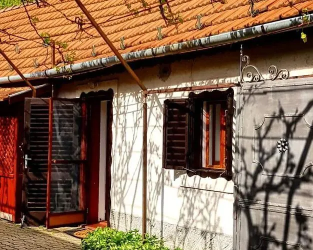 Old House 度假居 *